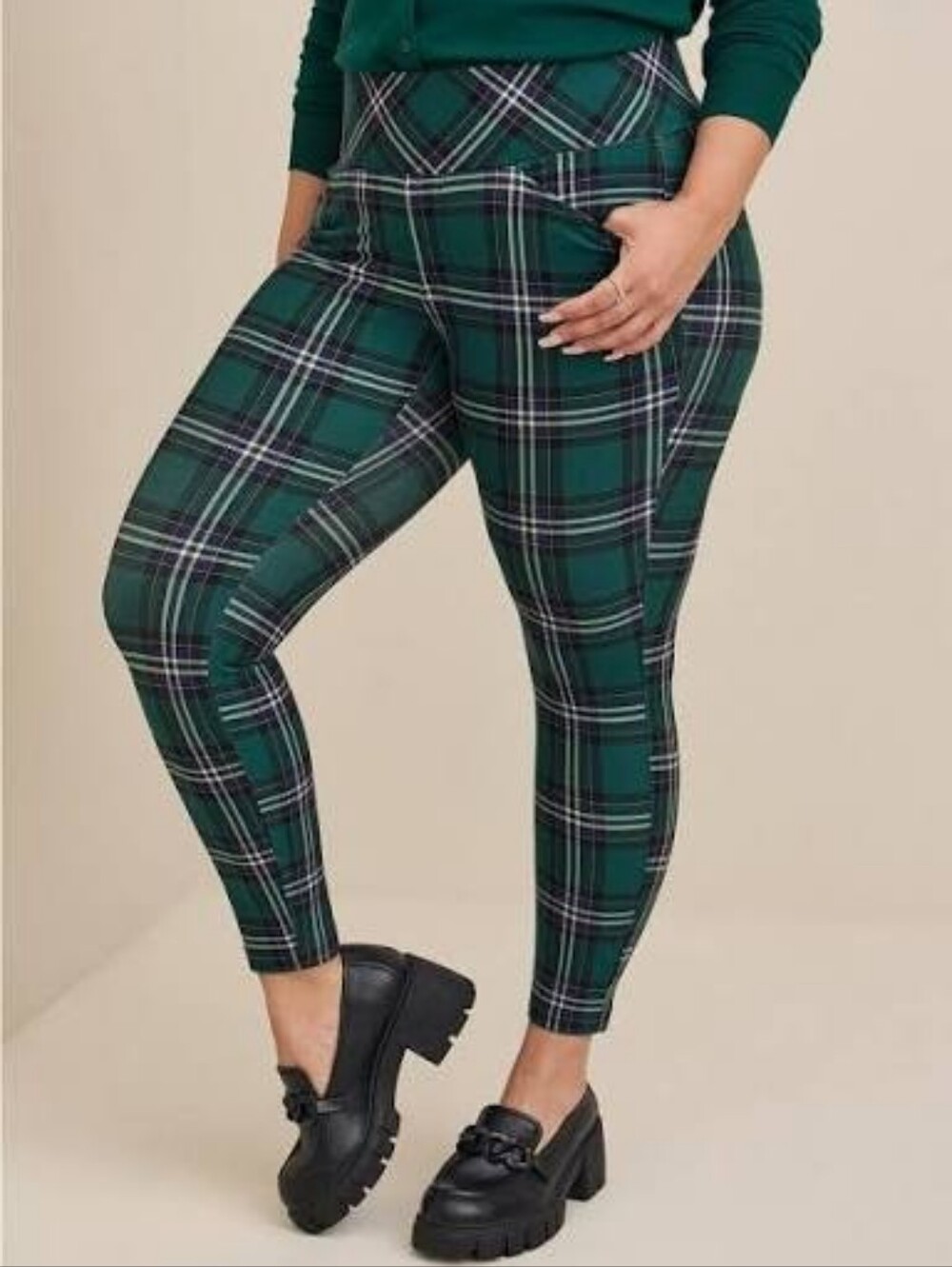 EUC Torrid 2R Green Blue  Gray Plaid Ponte Stretch Pixie Pants